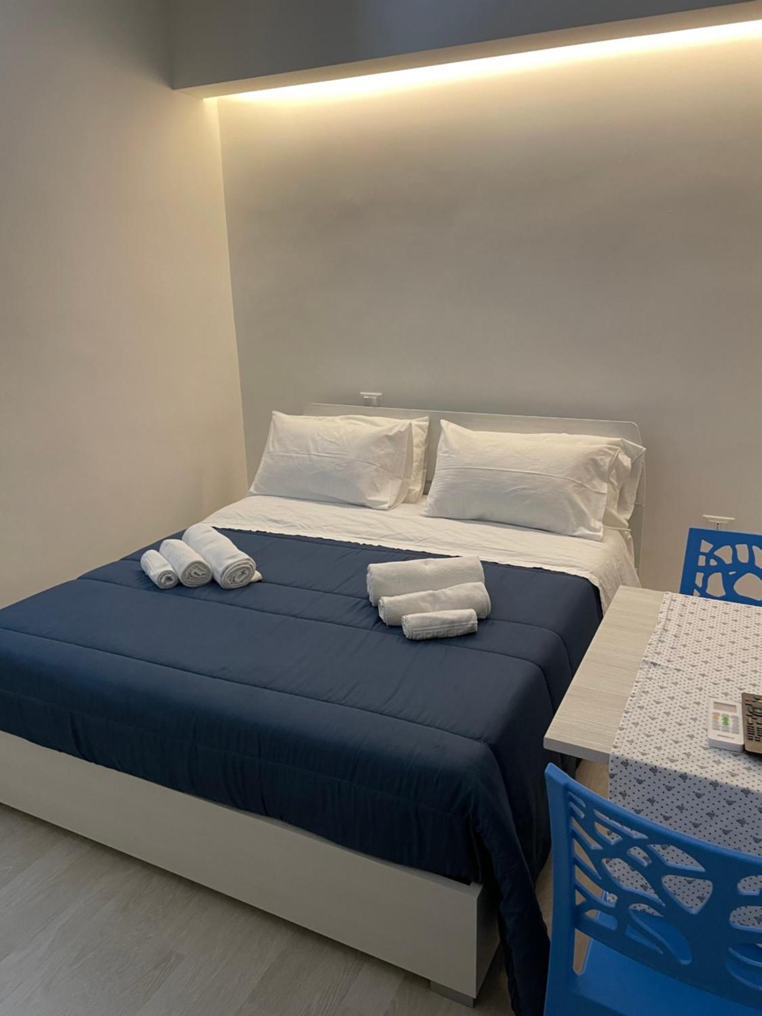 Attico Lady D Hotel Paola Kültér fotó